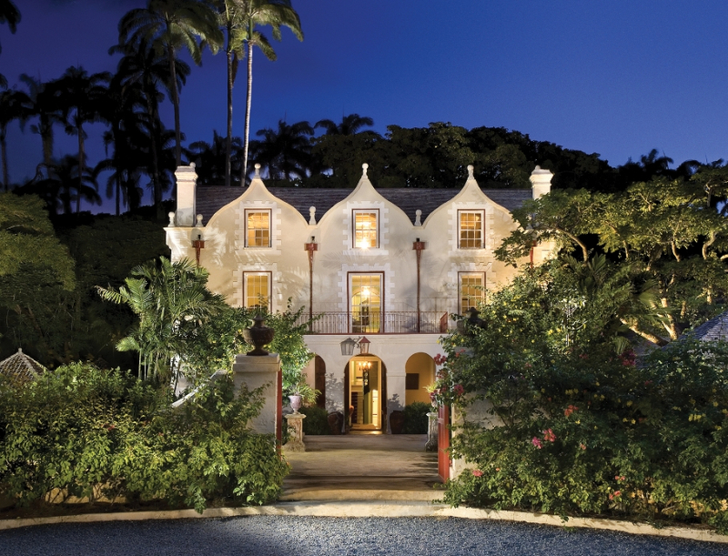 Our domains
Saint Nicholas Abbey
Barbade, Caraïbes
The St. Nicholas Abbey estate is an ode, a tribute to APΩTHEKA selection criteria for its nectars. Created in 1658 and located on the island of Barbados, the vast 162-hectare property combines nature, history, architecture, craftsmanship and exclusive luxury, an heritage proudly embraced by the family of the renowned architect Larry Warren.
Find out more